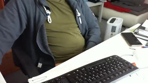 Tom online show from October 2025 10:45:02 AM