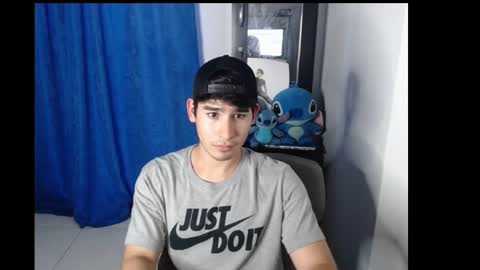 tomycute online show from January 2025 10:27:01 PM