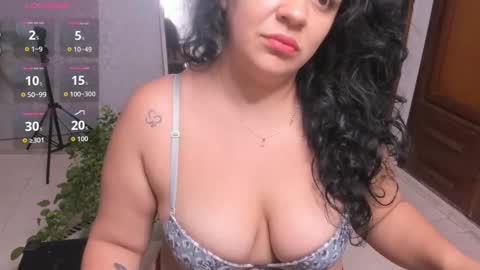 lady blue online show from November 2025 10:47:02 AM