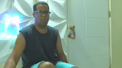 Antonio online show from December 2024 12:27:01 PM