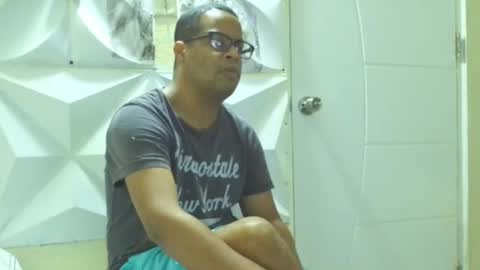 Antonio online show from January 2025 12:28:02 PM