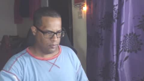 Antonio online show from October 2025 02:39:02 AM