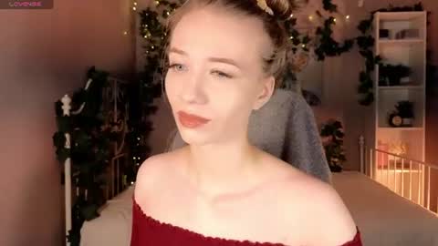 Snapshot of toni_ray chatting on June 2026 05:26:02 AM Tony online show from June 2026 05:26:02 AM