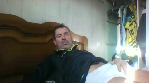 tonio1972 online show from November 2025 12:04:02 PM