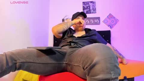 Snapshot of tonny_landri chatting on September 2025 03:30:02 AM Tonny Landri online show from September 2025 03:30:02 AM