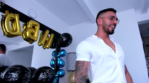 Snapshot of tony_muscle1 chatting on December 2024 11:10:02 PM tony muscle1 online show from December 2024 11:10:02 PM