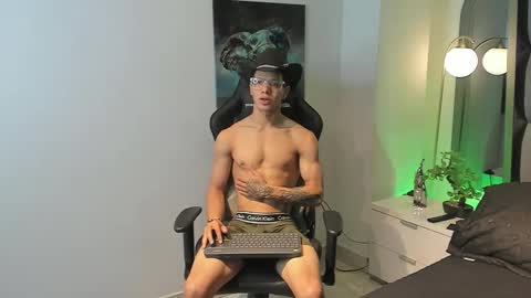 tony_petrov online show from September 2025 06:39:01 AM