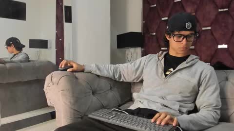 Tony Benedetti online show from January 2026 08:18:02 PM