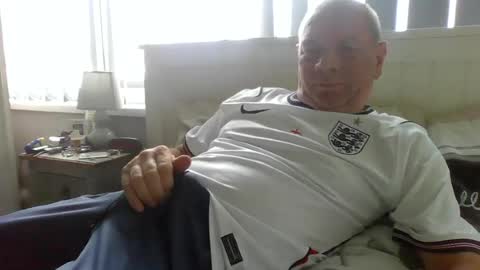 Snapshot of tonygibbson62 chatting on June 2026 03:10:02 PM tonygibbson62 online show from June 2026 03:10:02 PM