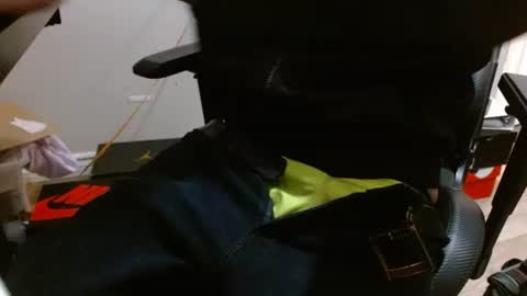 Snapshot of tonytonytony3001 chatting on January 2025 07:50:02 PM tonytonytony3001 online show from January 2025 07:50:02 PM