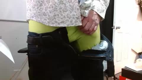 Snapshot of tonytonytony3001 chatting on January 2025 06:09:01 AM tonytonytony3001 online show from January 2025 06:09:01 AM