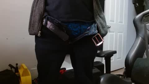 Snapshot of tonytonytony3001 chatting on February 2025 09:59:01 PM tonytonytony3001 online show from February 2025 09:59:01 PM