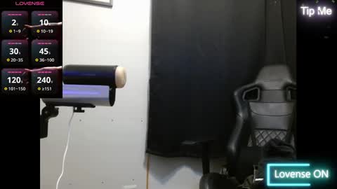 Snapshot of tonytonytony3001 chatting on November 2025 01:28:02 AM tonytonytony3001 online show from November 2025 01:28:02 AM