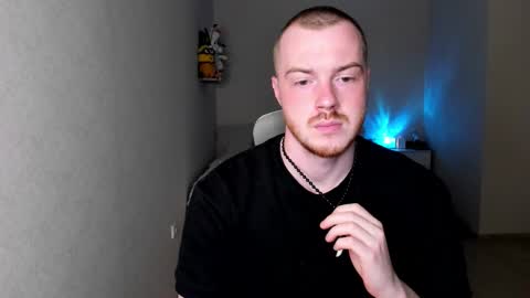 toohornyserj online show from October 2025 08:08:01 PM