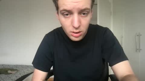 Max online show from November 2025 08:24:01 AM