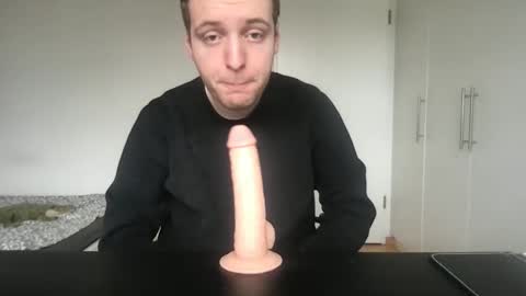 Max online show from February 2026 12:28:02 PM