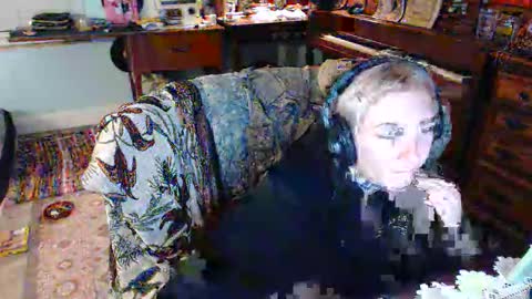 Snapshot of tootstitts chatting on November 2025 05:06:01 AM tooter online show from November 2025 05:06:01 AM