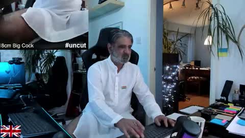 topalphaboss online show from November 2025 03:22:01 PM