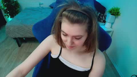 Snapshot of topcranberry chatting on April 2026 03:37:02 AM topcranberry online show from April 2026 03:37:02 AM