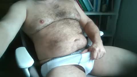 tophunk84 online show from February 2026 08:15:02 AM