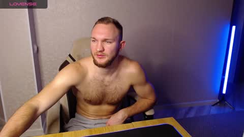 Glebaty online show from December 2024 08:36:02 PM