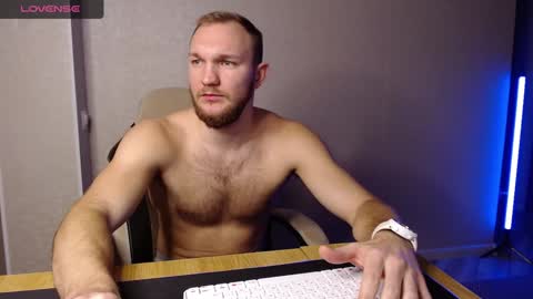 Glebaty online show from December 2024 06:14:01 PM