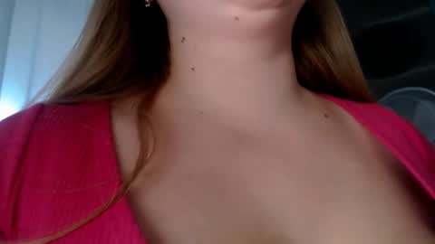 tori_blond online show from October 2025 07:05:02 AM