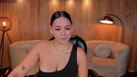 Tori Cross online show from January 2025 12:35:02 PM