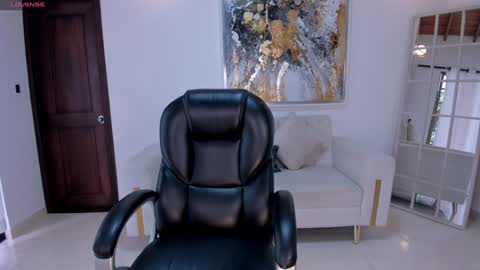 Tori Cross online show from January 2025 03:55:02 PM