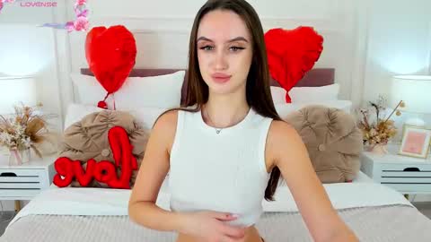 Snapshot of torisonn chatting on February 2026 01:18:01 PM Tori online show from February 2026 01:18:01 PM