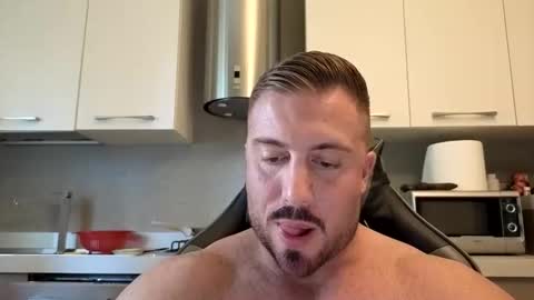Snapshot of toro_arrapato chatting on April 2026 02:04:01 PM toro_arrapato online show from April 2026 02:04:01 PM