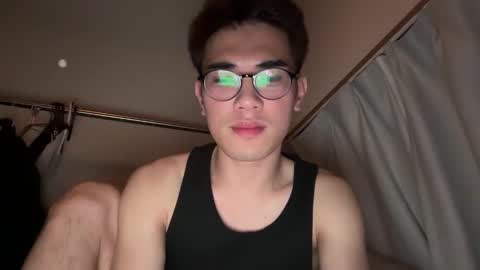 Snapshot of toshikaro0 chatting on February 2025 02:24:01 PM Karo online show from February 2025 02:24:01 PM