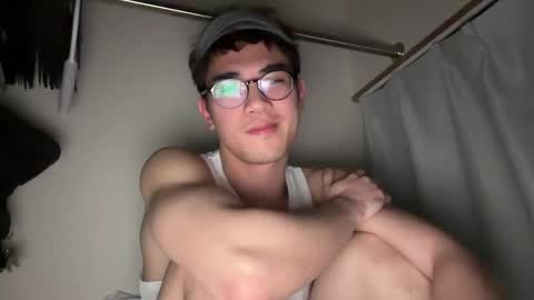 Snapshot of toshikaro0 chatting on February 2025 05:29:01 PM Karo online show from February 2025 05:29:01 PM