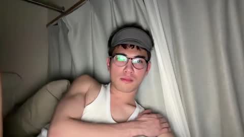 Snapshot of toshikaro0 chatting on February 2025 01:38:01 PM Karo online show from February 2025 01:38:01 PM