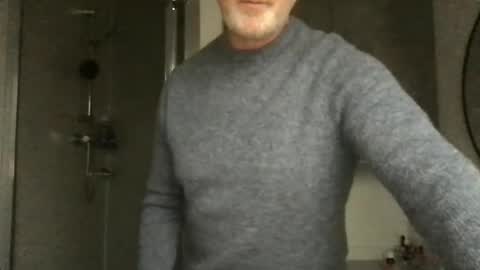 Archibald Leach online show from February 2025 03:16:02 PM