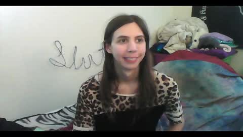 Luna online show from October 2025 09:26:02 PM