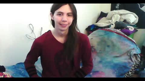 Luna online show from October 2025 08:18:01 PM