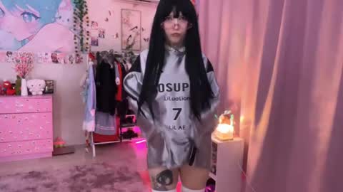 Lina online show from April 2026 05:42:02 PM