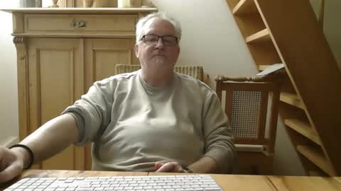 Snapshot of toto758 chatting on March 2026 08:43:01 PM toto758 online show from March 2026 08:43:01 PM