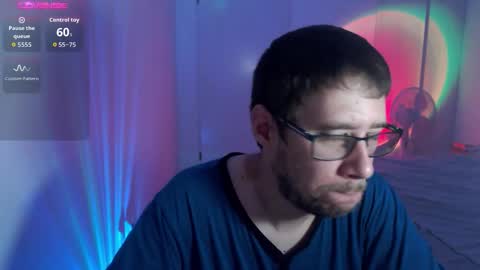 Thomas online show from September 2025 02:44:02 AM