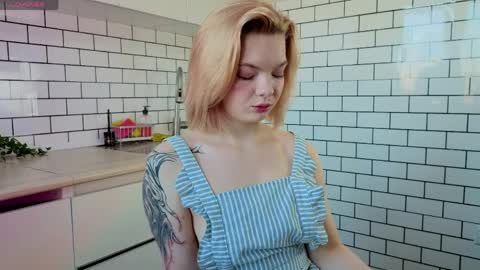 Melina online show from April 2026 05:38:01 AM