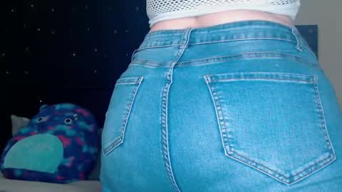 Lilly Miss Mistress Goddess Maam Queen Boss online show from December 2024 11:29:01 AM