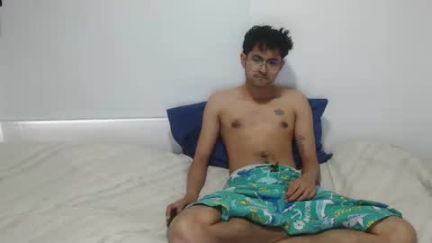 Snapshot of toy_sweet chatting on October 2025 02:48:01 PM Xander online show from October 2025 02:48:01 PM