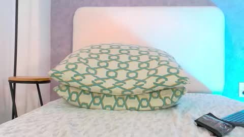 Snapshot of tracielowe_w chatting on October 2025 04:22:01 AM tracielowe_w online show from October 2025 04:22:01 AM