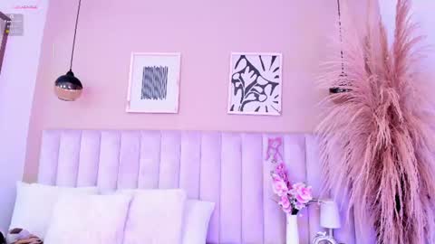 Tracy  online show from July 2026 01:39:02 PM