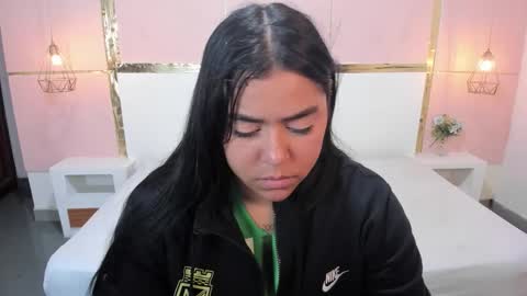 NIKOL online show from September 2025 06:12:02 AM
