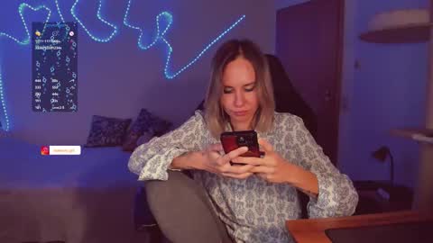 Hey my name is Kiri Kiri online show from November 2025 04:07:02 PM