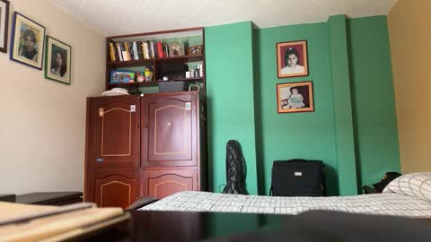 Snapshot of tralalero99 chatting on November 2025 05:35:02 PM tralalero99 online show from November 2025 05:35:02 PM