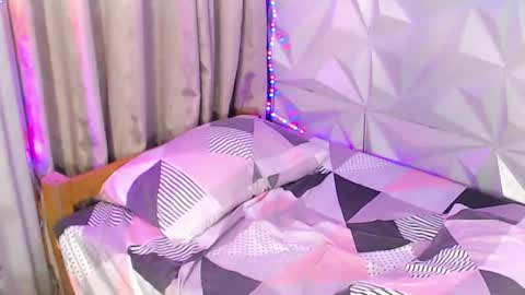 Gigi online show from December 2024 01:05:01 AM