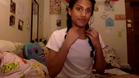 transamoure online show from February 2026 04:05:02 AM